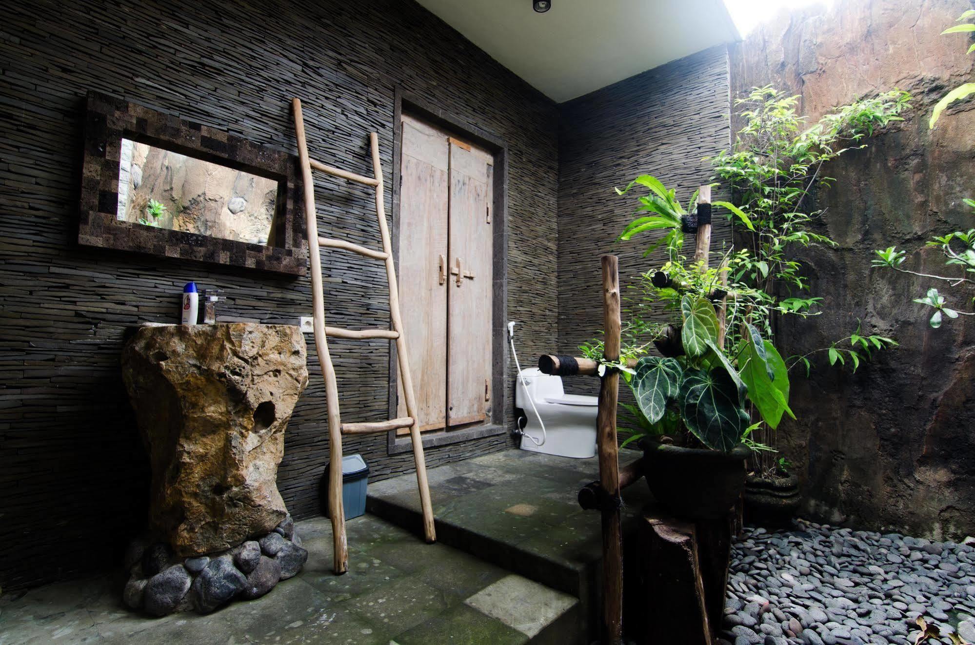 Nesanur Villa *